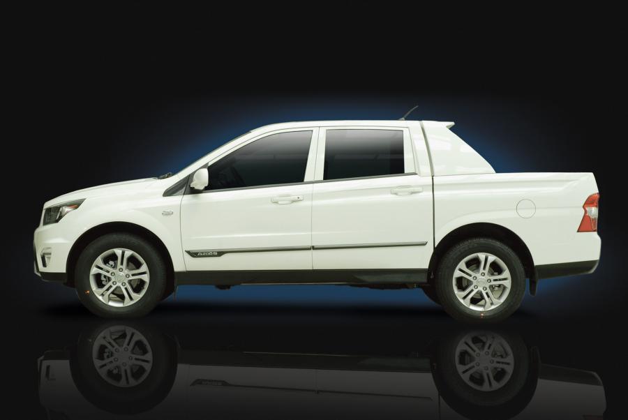  SsangYong SUT-1 Concept 2011 года  (фото 7 из 10)